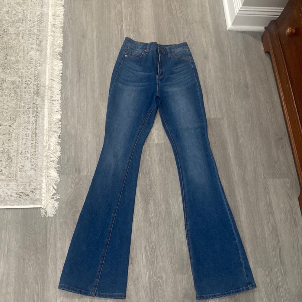 Gianni Bini bell bottoms, flare jeans, high waisted size 3